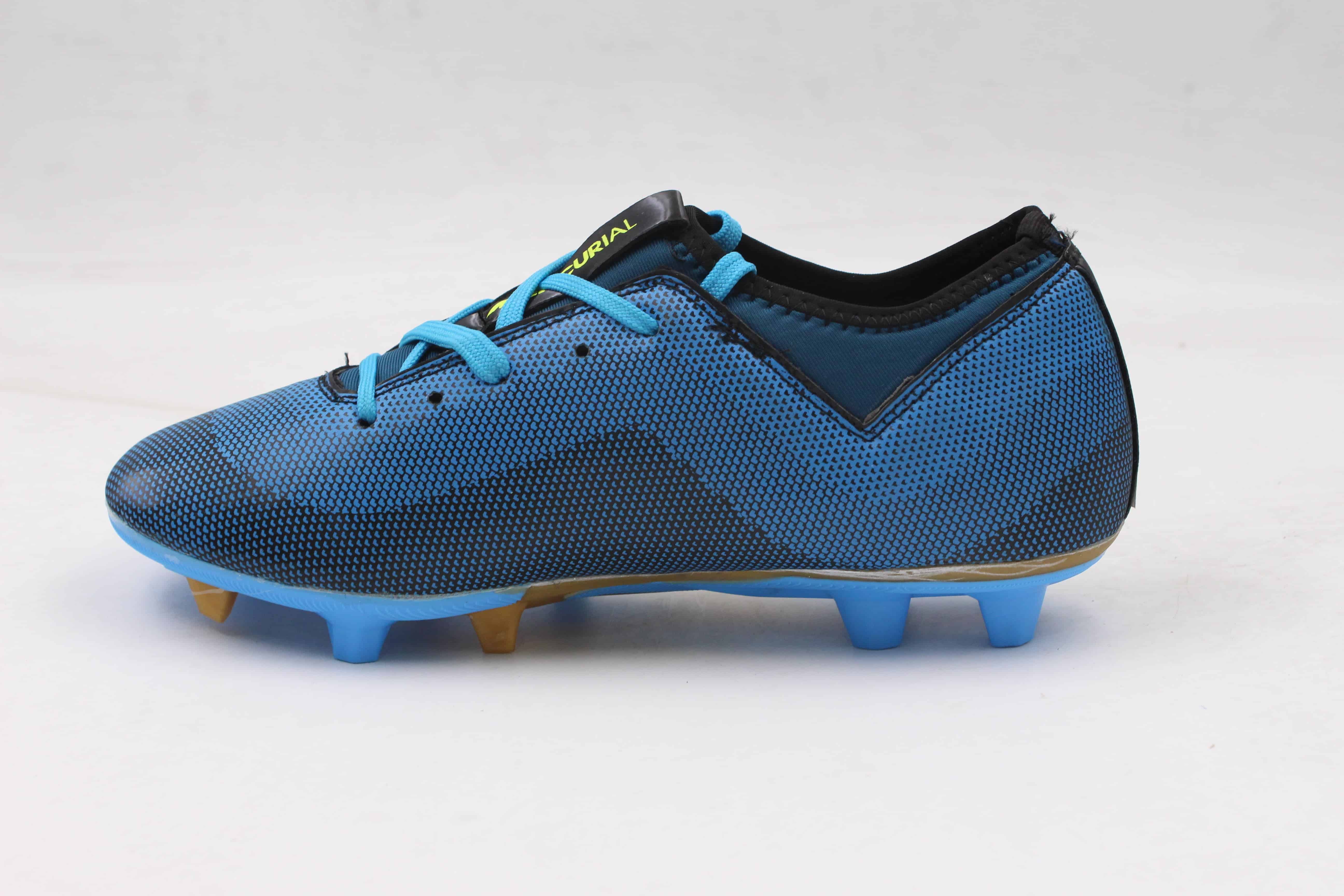 Seega Gold CR10 Unisex Football Shoes Blue Colour