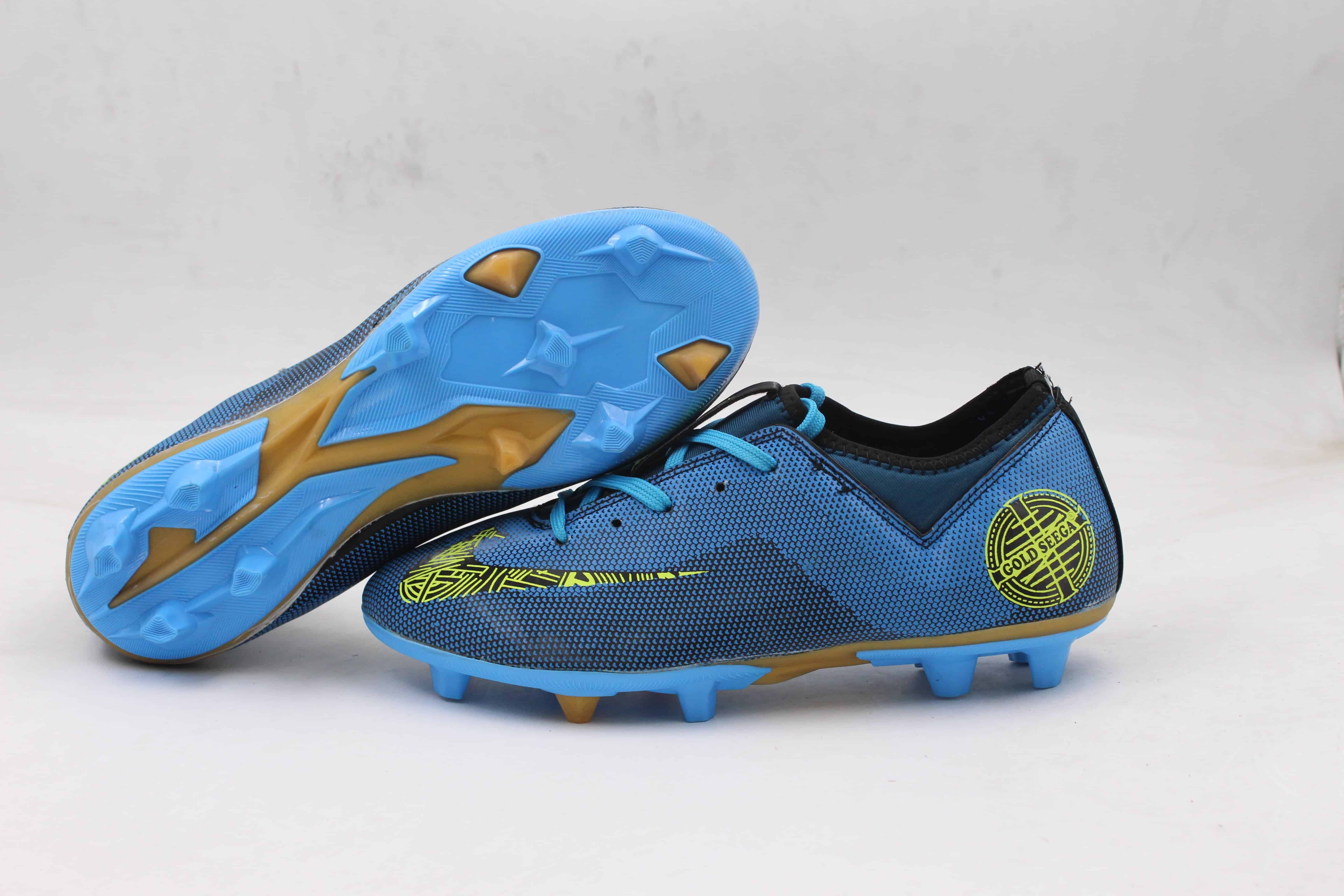 Seega Gold CR10 Unisex Football Shoes Blue Colour